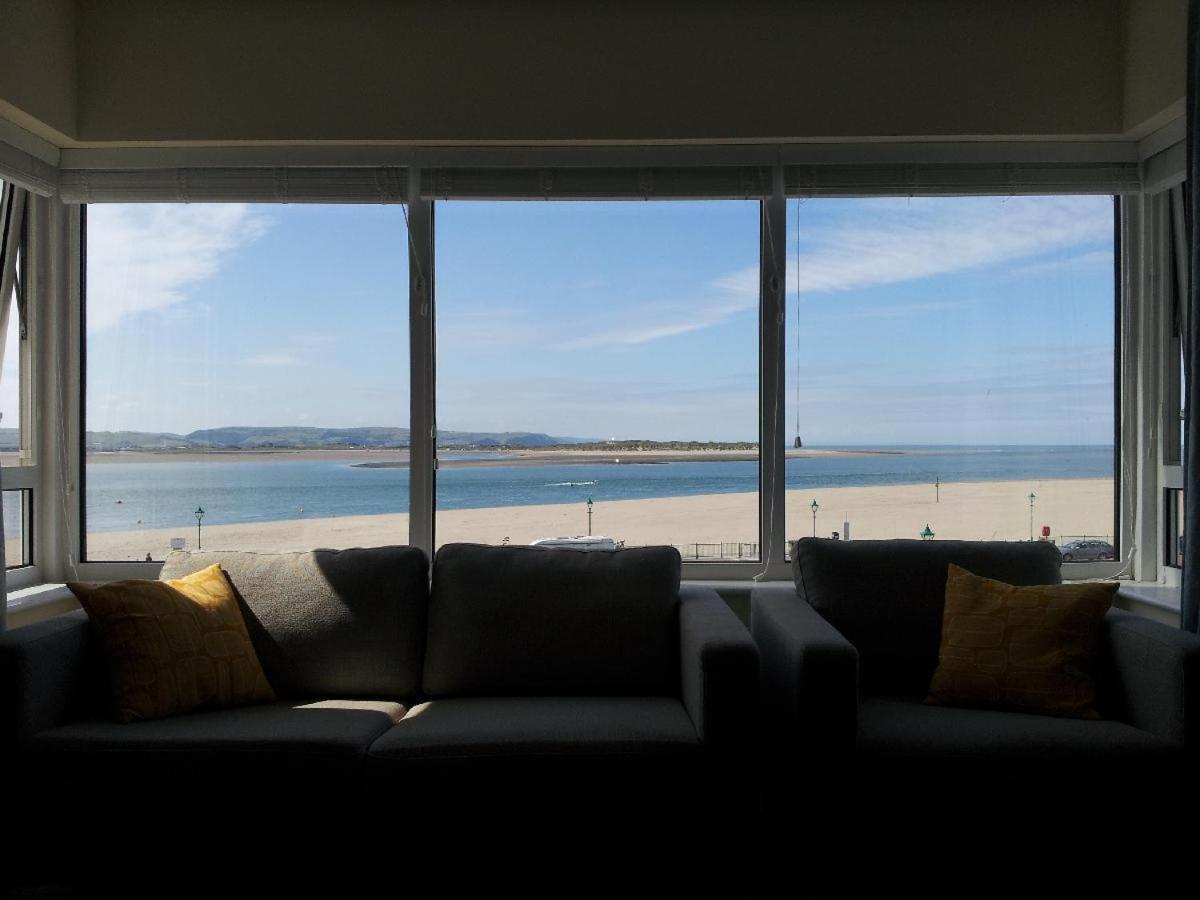 Lovely Seafront 2 Bedroom Apartment 4 Aberdyfi Eksteriør billede