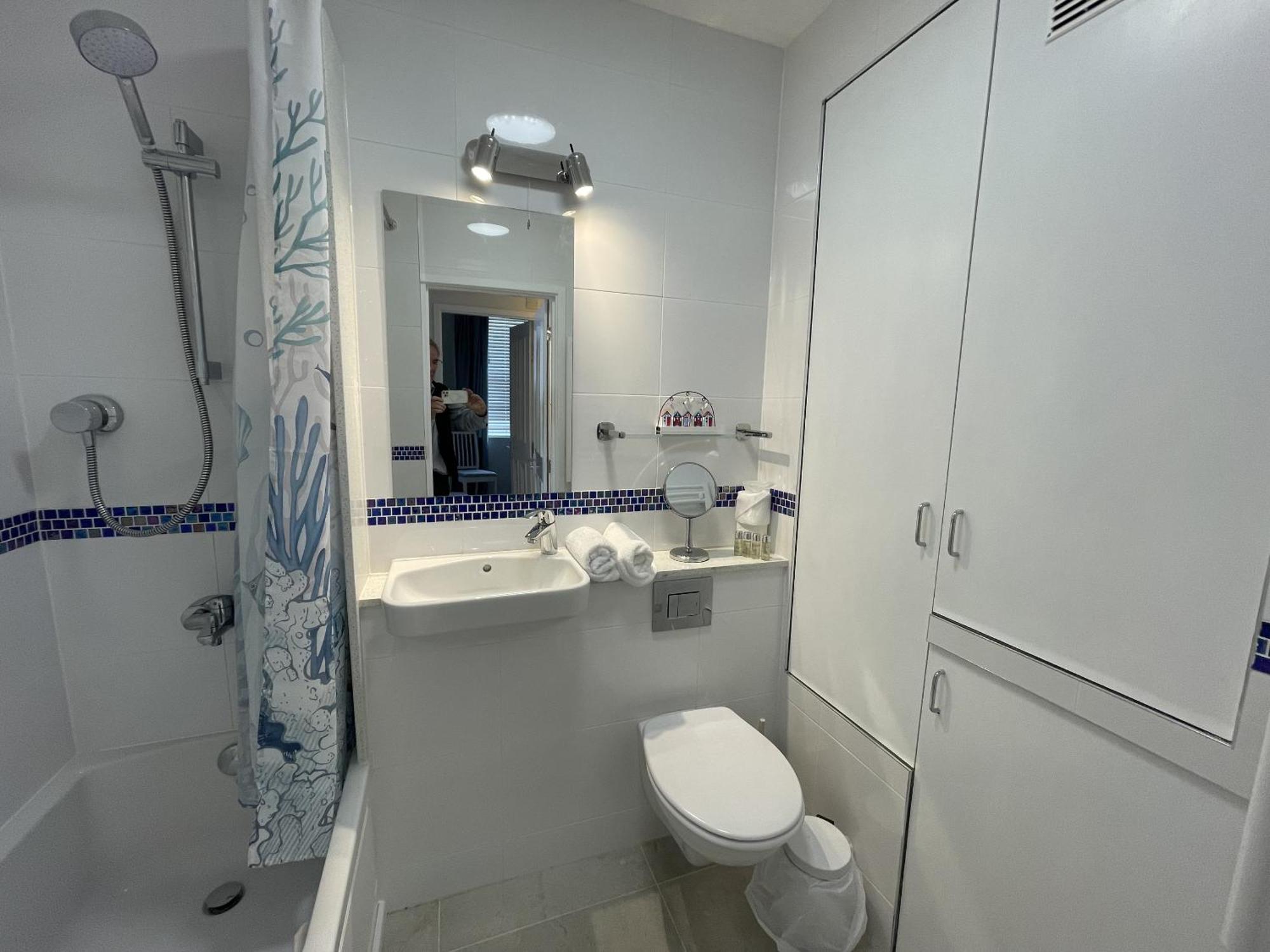 Lovely Seafront 2 Bedroom Apartment 4 Aberdyfi Eksteriør billede