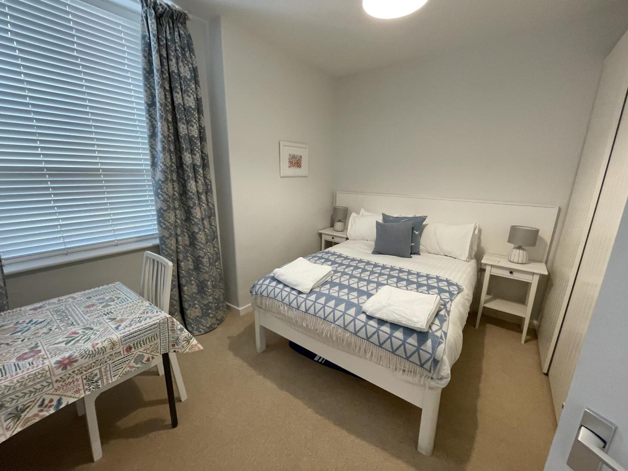 Lovely Seafront 2 Bedroom Apartment 4 Aberdyfi Eksteriør billede