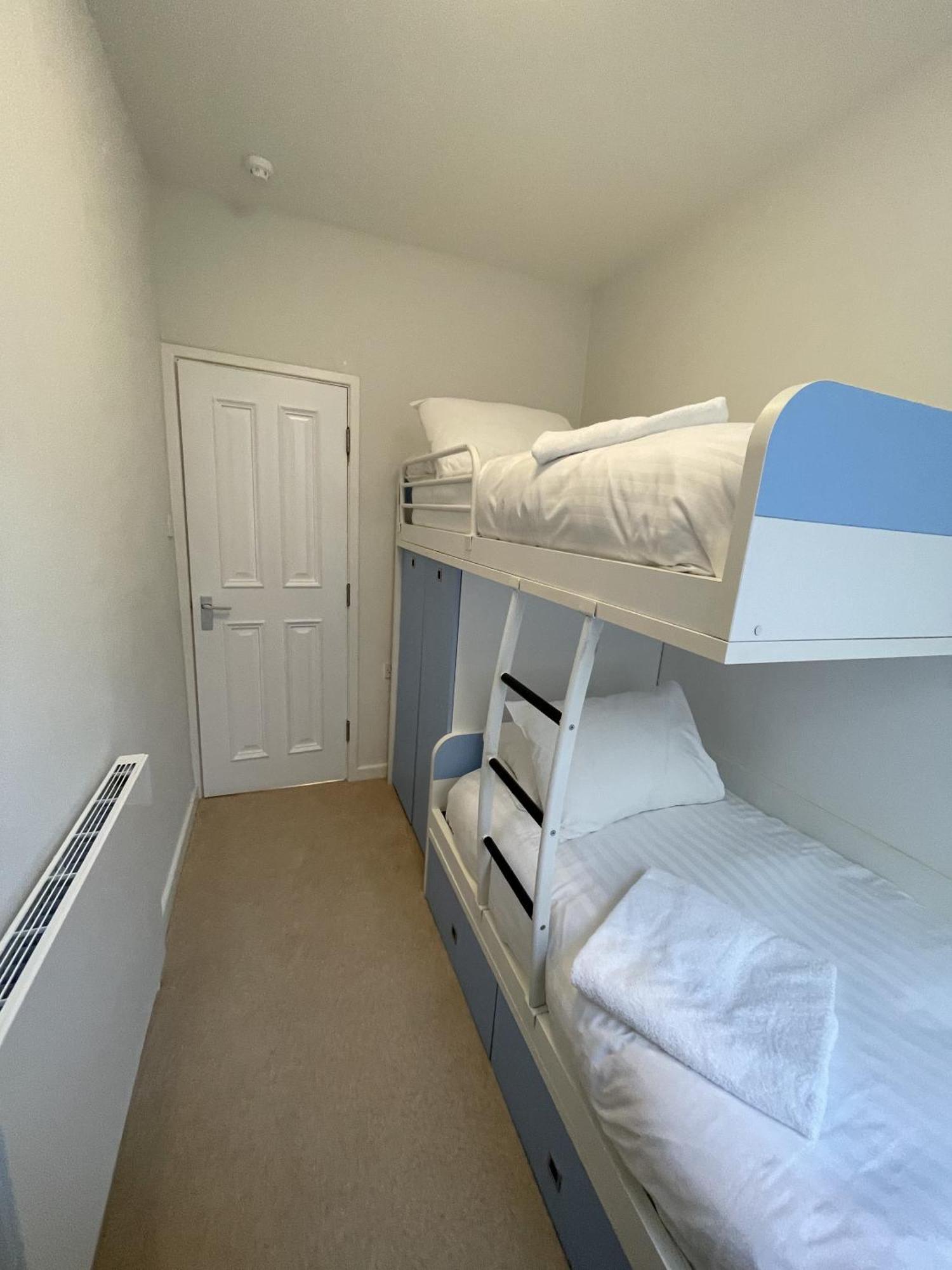 Lovely Seafront 2 Bedroom Apartment 4 Aberdyfi Eksteriør billede