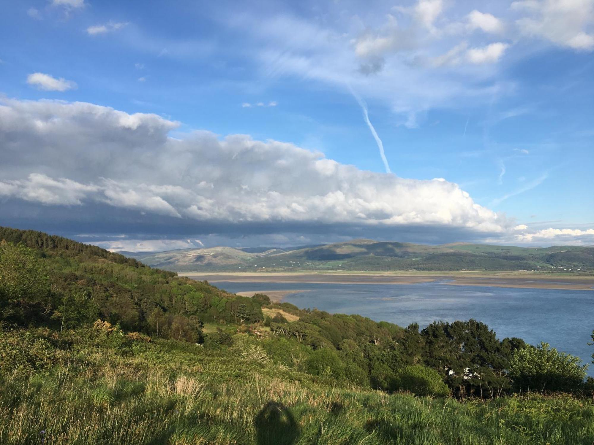 Lovely Seafront 2 Bedroom Apartment 4 Aberdyfi Eksteriør billede